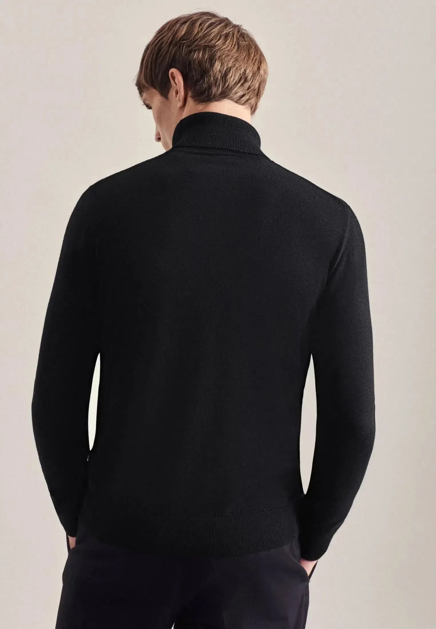 Merino Wool Roll Neck Knit Black-seidensticker uk