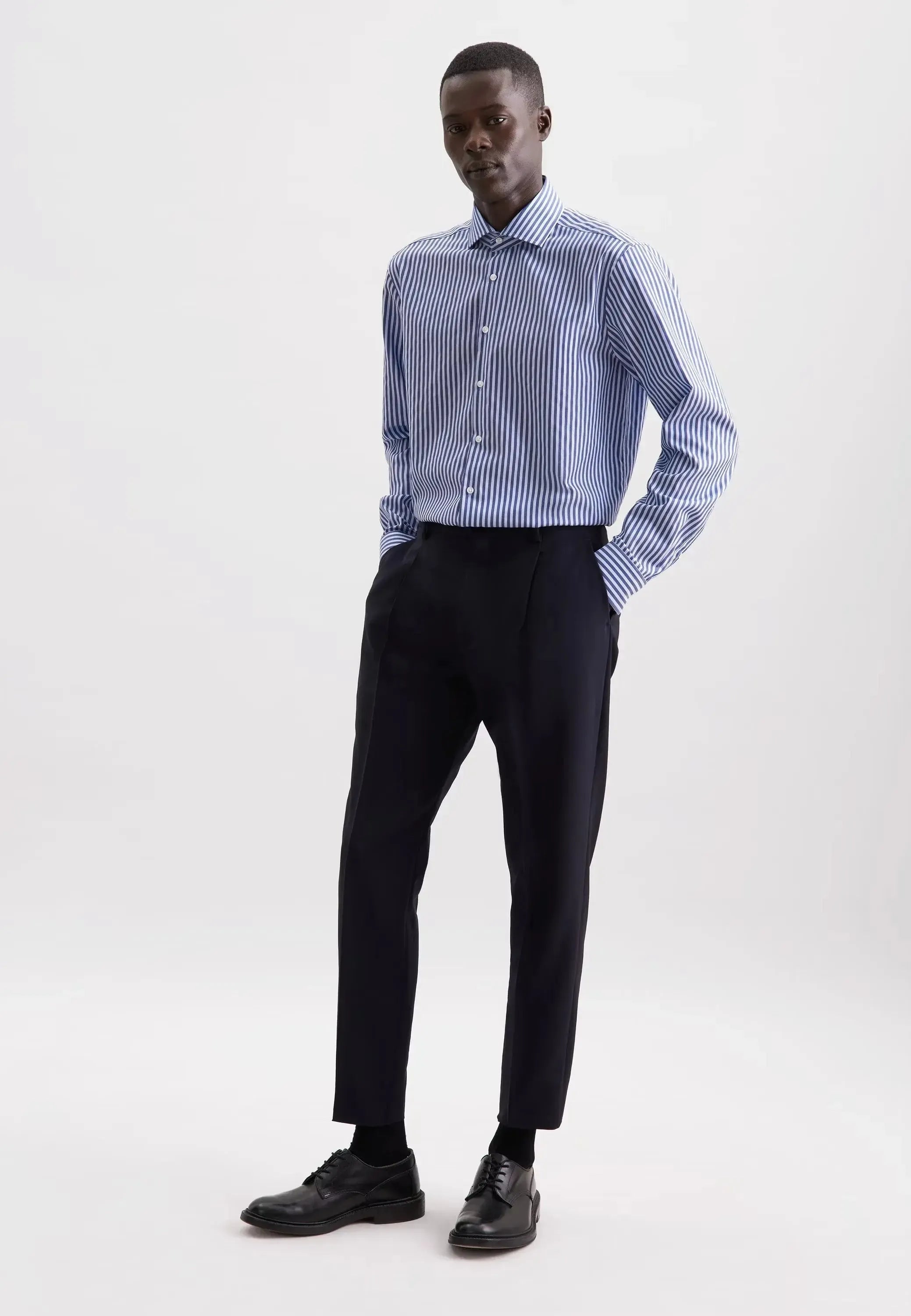 Regular Fit No Iron Spread Kent Structured Stripe Business Shirt Dark Blue-seidensticker uk