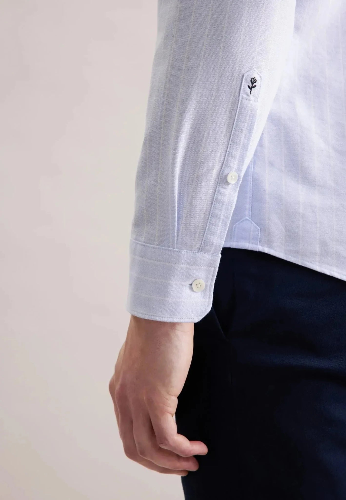 Seidensticker UK - Regular Fit Spread Kent Striped Oxford Shirt Light Blue - 01.845574-10-38