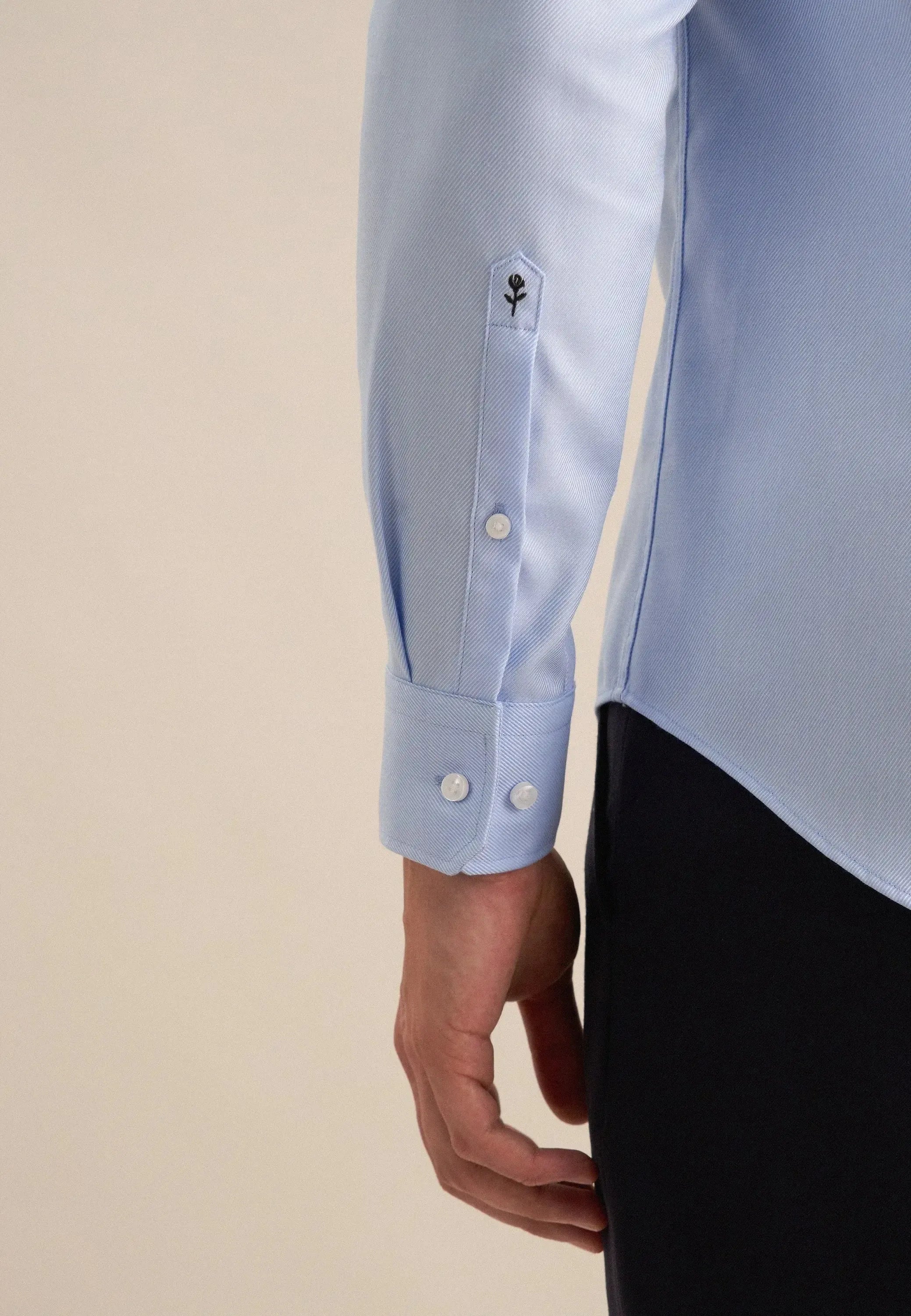 Shaped Fit Easy Iron Kent Collar Business Shirt Light Blue-seidensticker uk