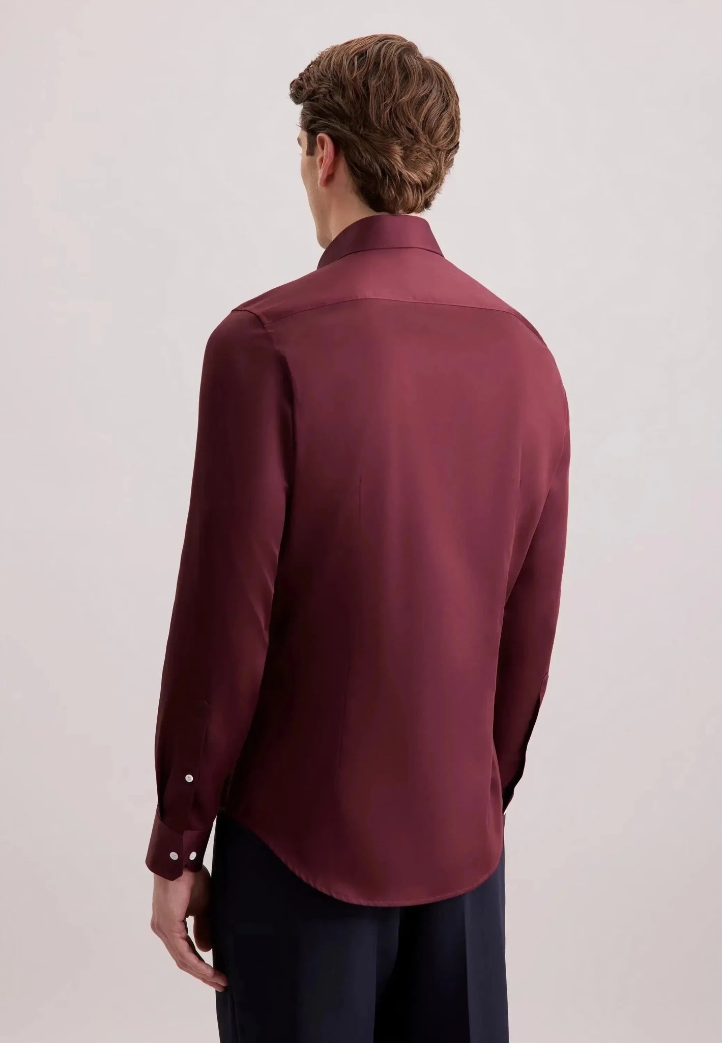 Seidensticker Shaped Fit Easy Iron New Kent Business Shirt Burgundy - 01.845070-49-38 - seidensticker.co.uk