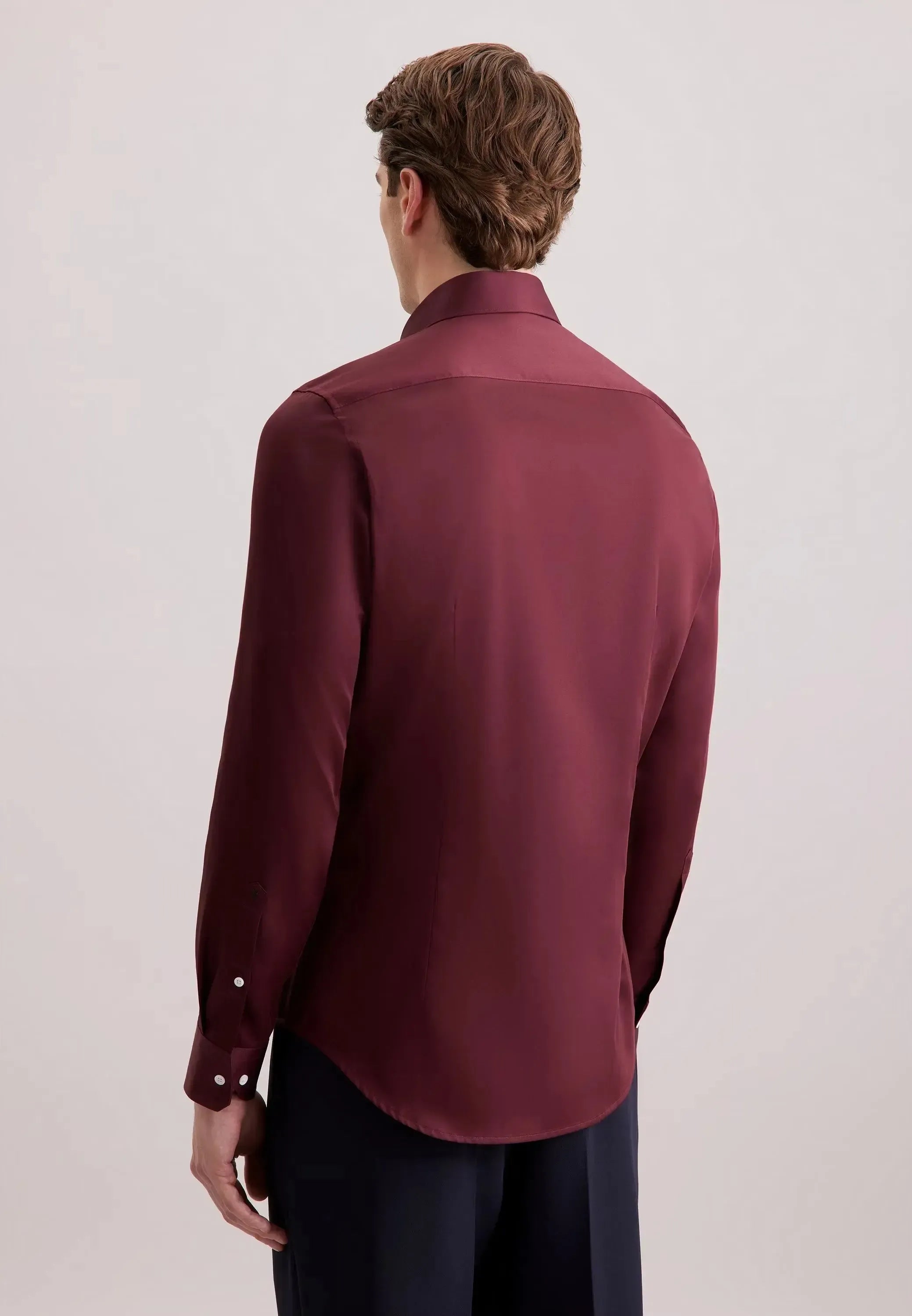 Shaped Fit Easy Iron New Kent Business Shirt Burgundy-seidensticker uk