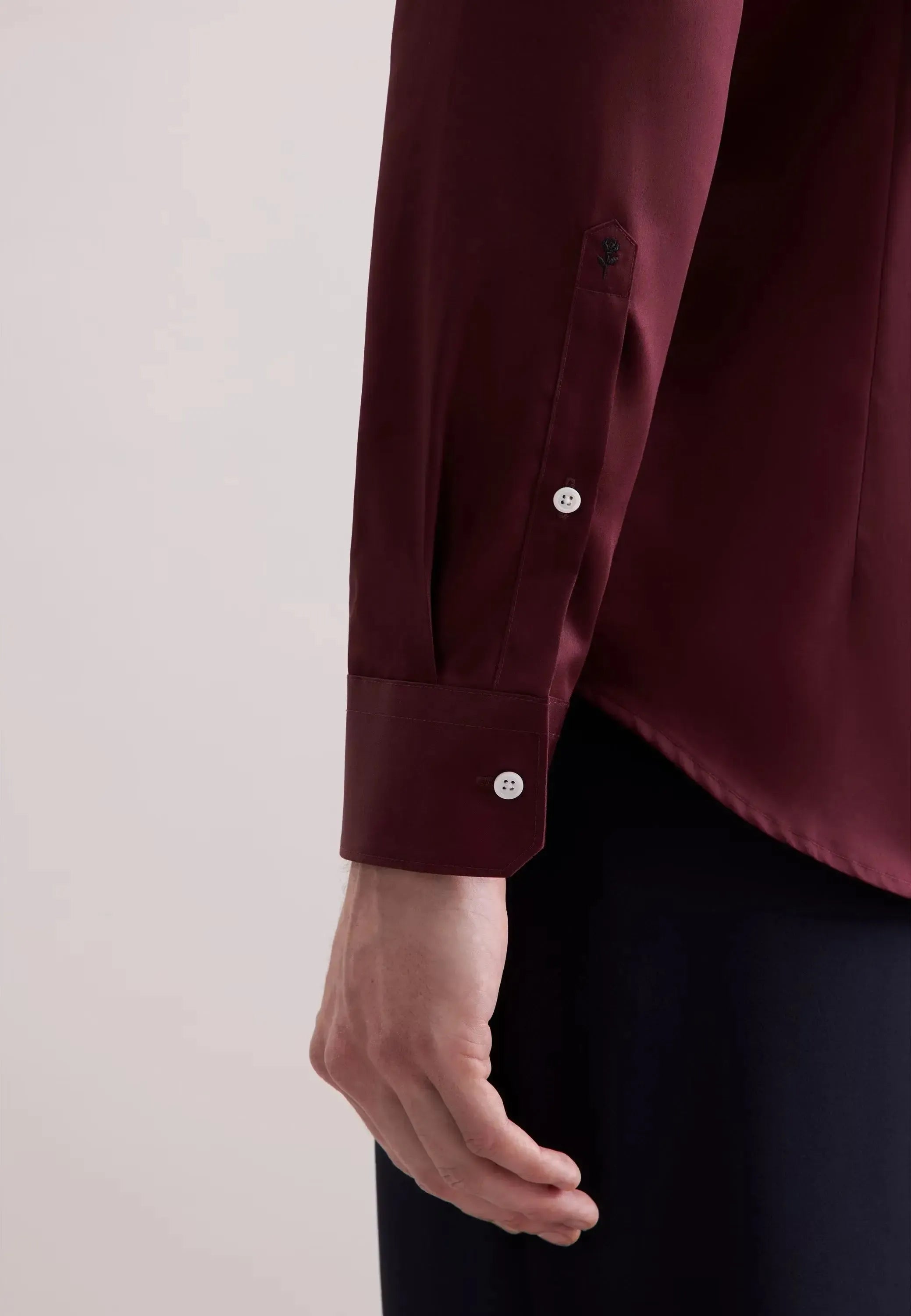Shaped Fit Easy Iron New Kent Business Shirt Burgundy-seidensticker uk