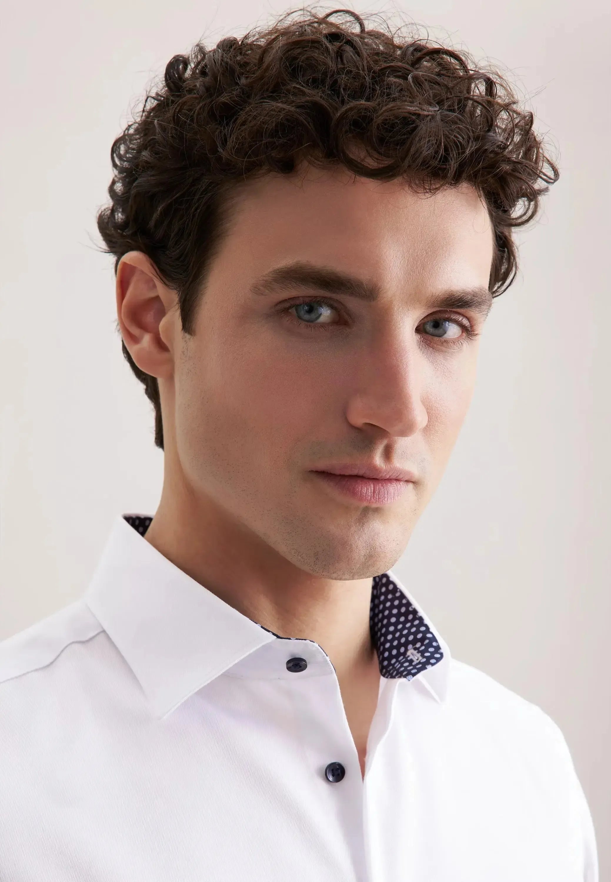 Shaped Fit No Iron Contrast Kent Collar Business Shirt White-seidensticker uk