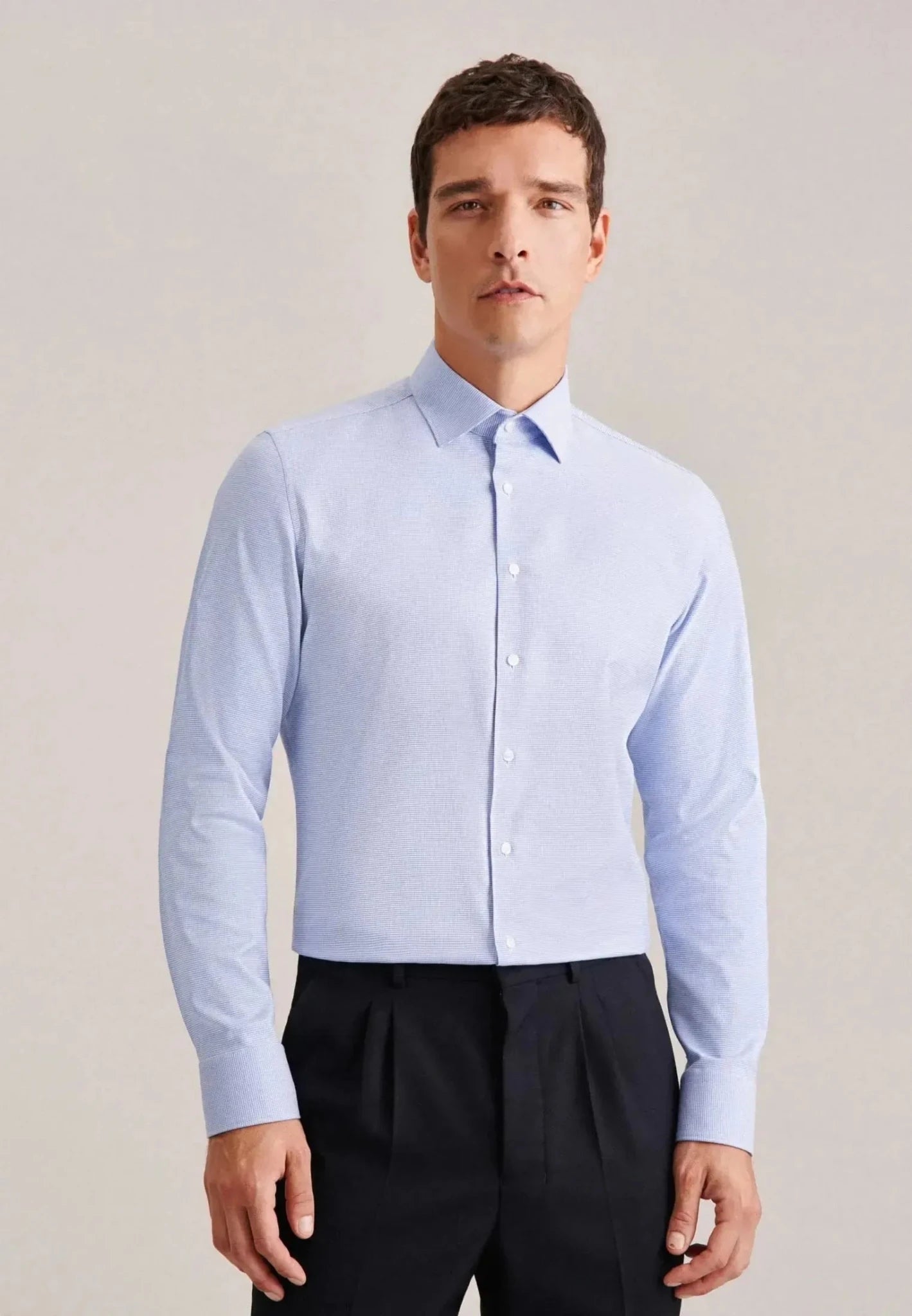 Seidensticker Shaped Fit No Iron New Kent Structured Business Shirt Light Blue - 01.841960-13-37 - seidensticker.co.uk