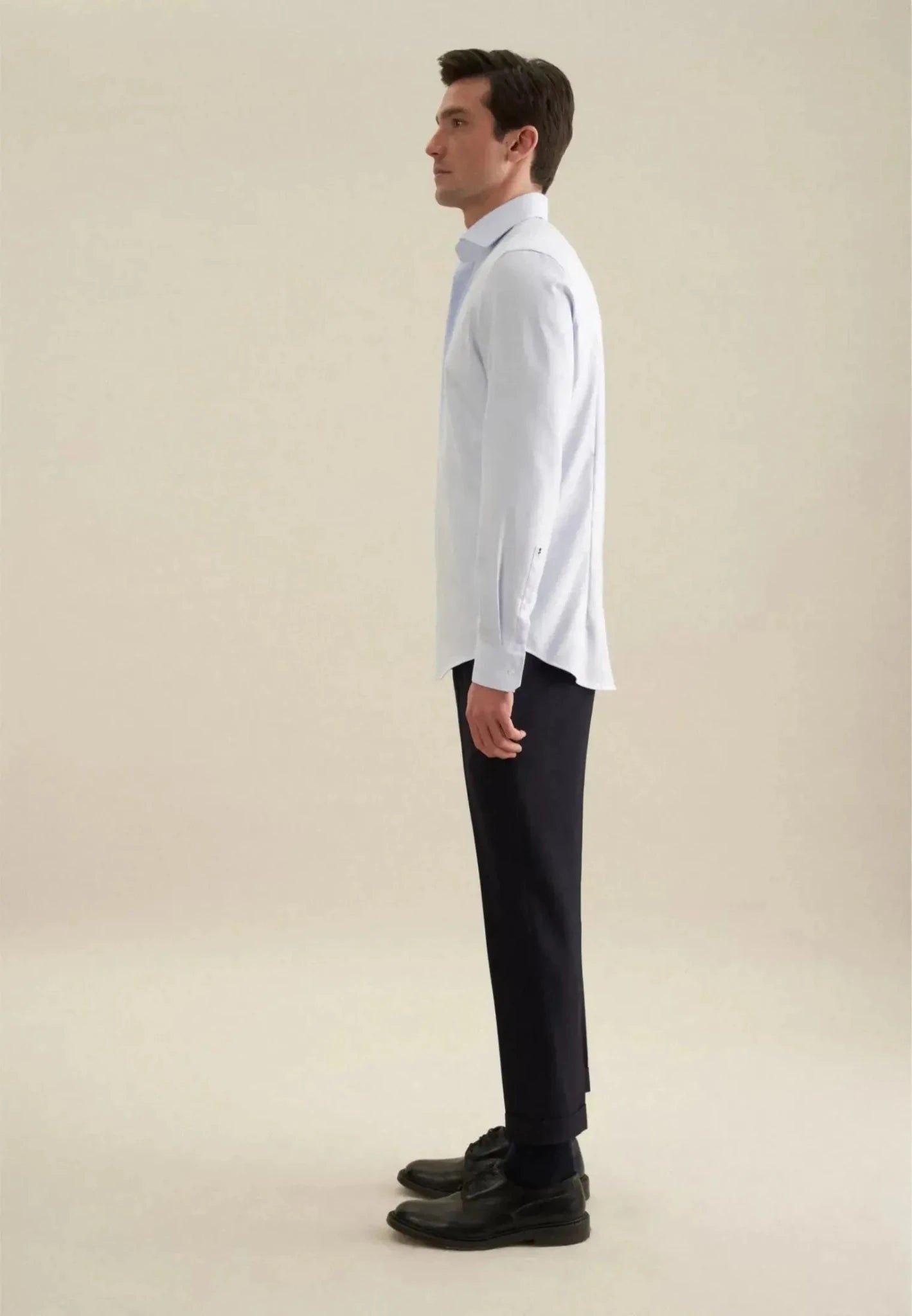 Seidensticker Shaped Fit No Iron Spread Kent Structured Business Shirt Light Blue 01.845657-10-38
