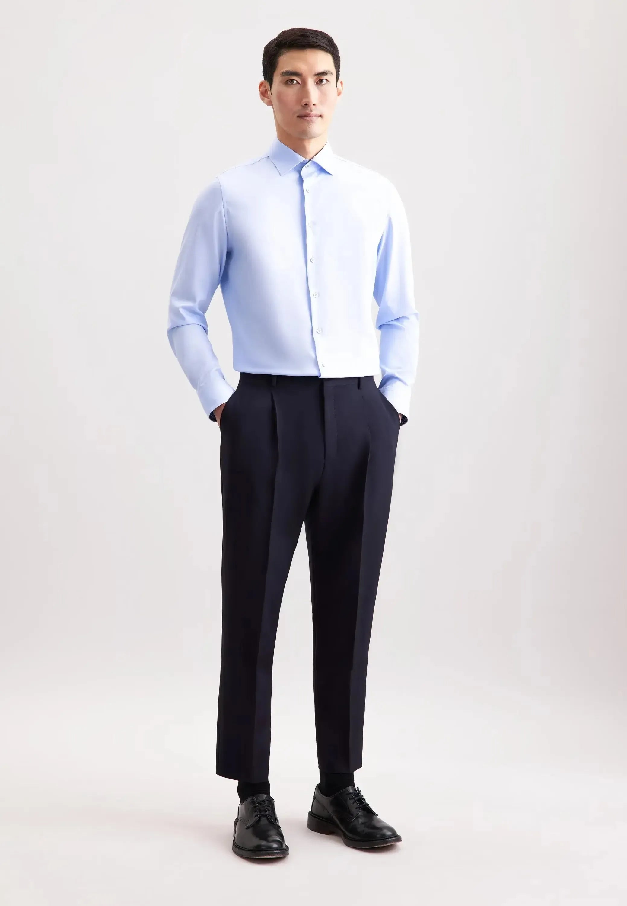 Slim Fit No Iron Contrast Patched Kent Collar Business Shirt Light Blue-seidensticker uk