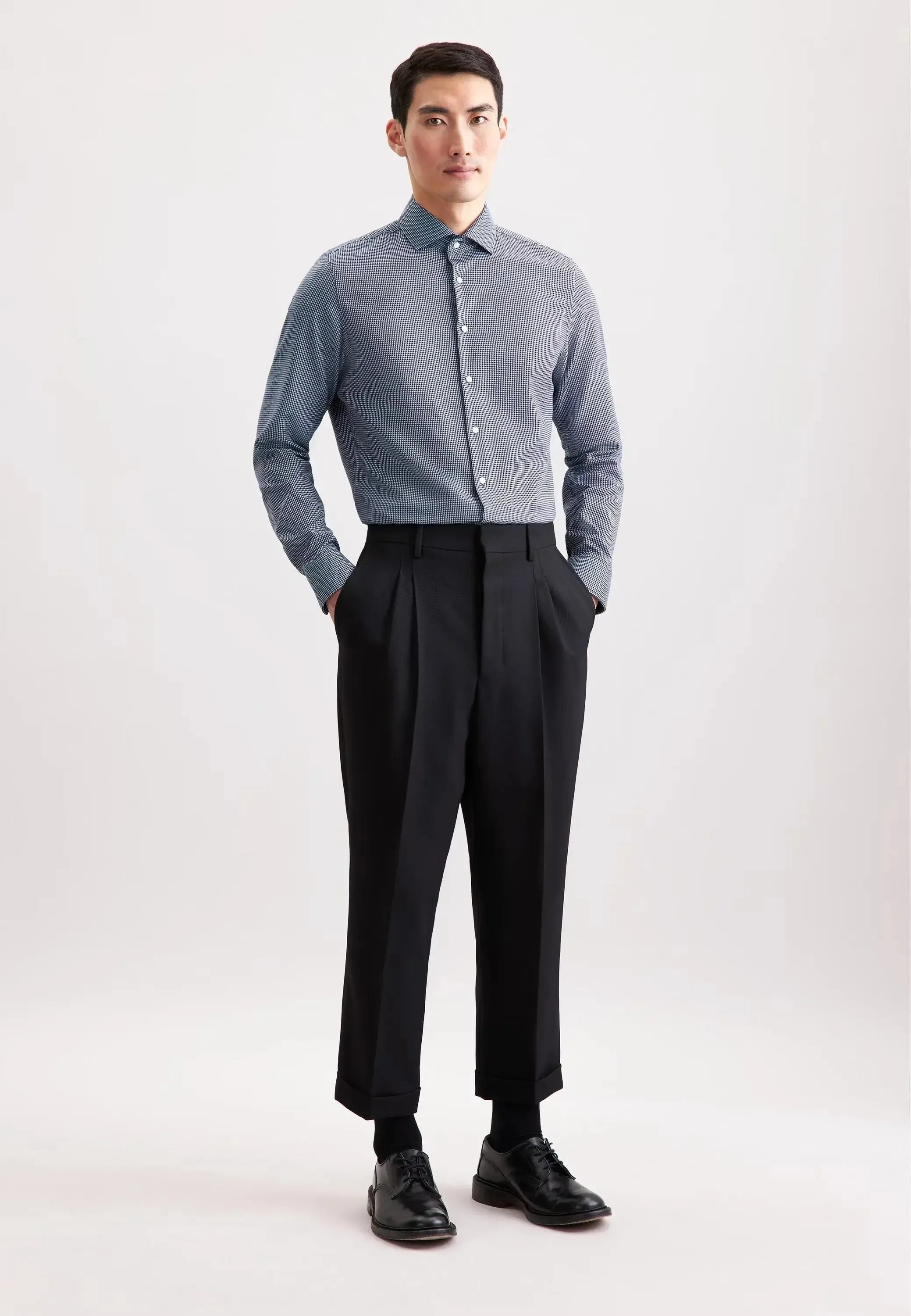 Slim Fit No Iron Spread Kent Pepita Business Shirt Dark Blue-seidensticker uk