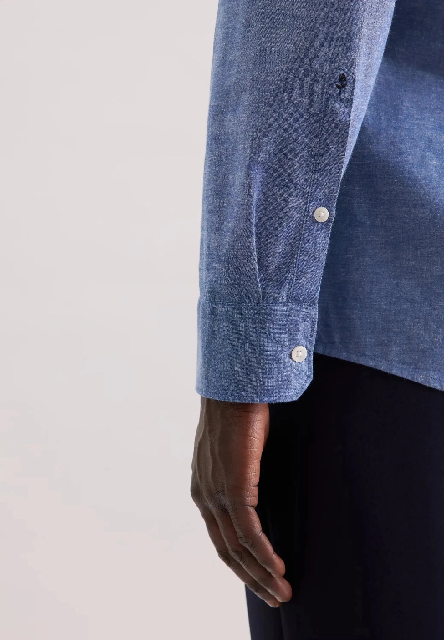 Seidensticker Regular Fit Button Down Linen Blend Chambray Shirt Mid Blue - 01.146702-16-38 - seidensticker.co.uk