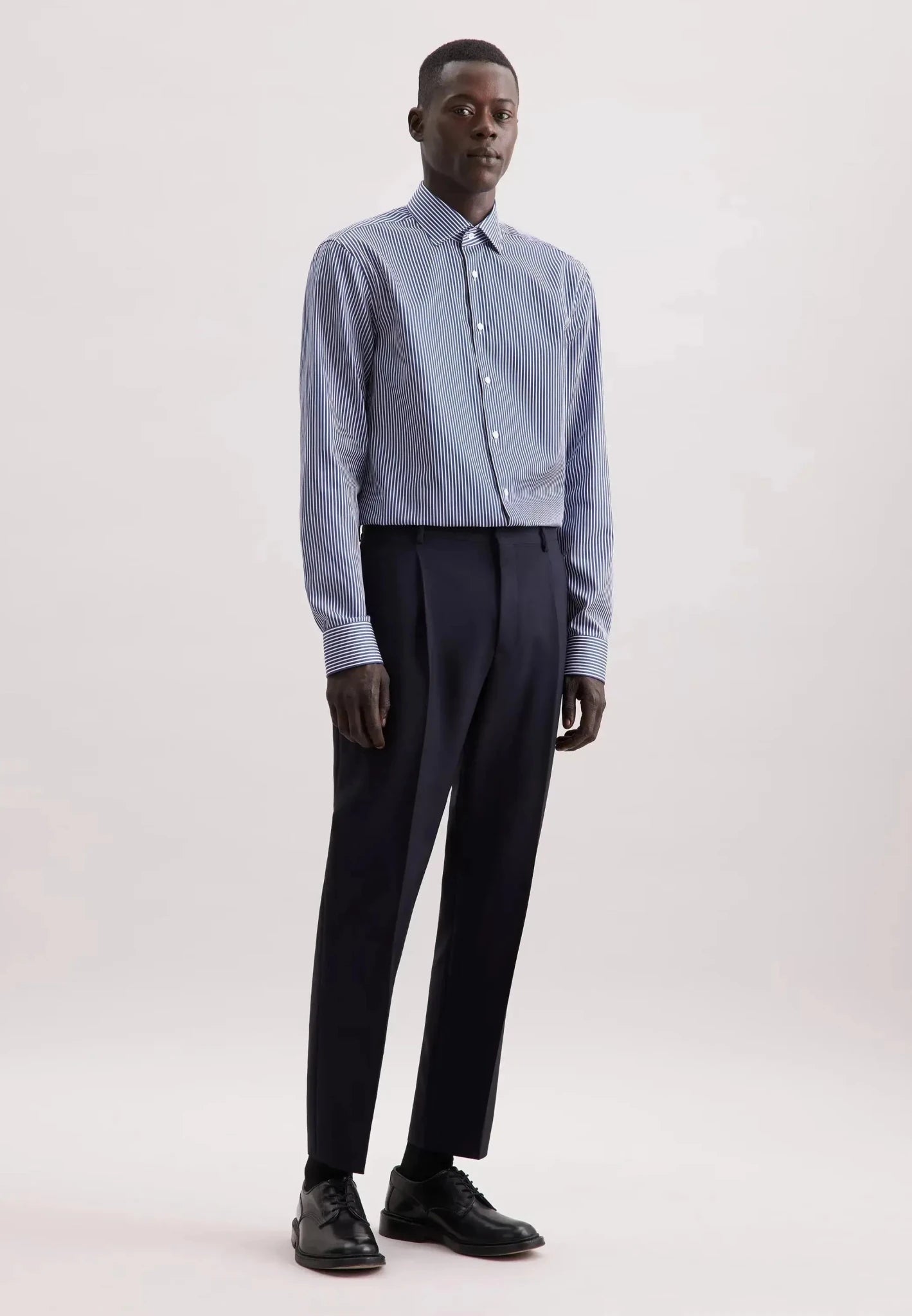 Seidensticker Regular Fit Easy Iron New Kent Striped Business Shirt Dark Blue - 01.849310-16-38 - seidensticker.co.uk