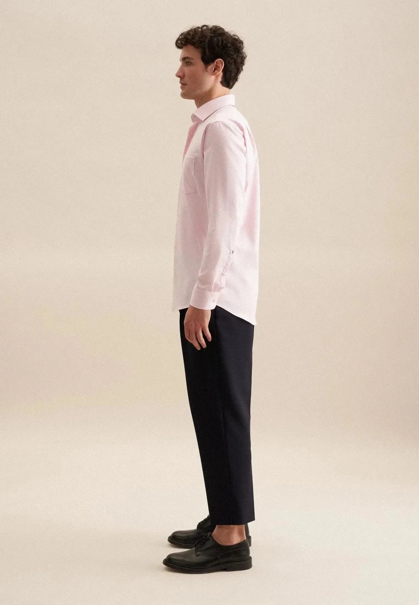 Seidensticker Regular Fit No Iron Business Kent Contrast Patch Business Shirt Pink - 01.147200-42-38 - seidensticker.co.uk