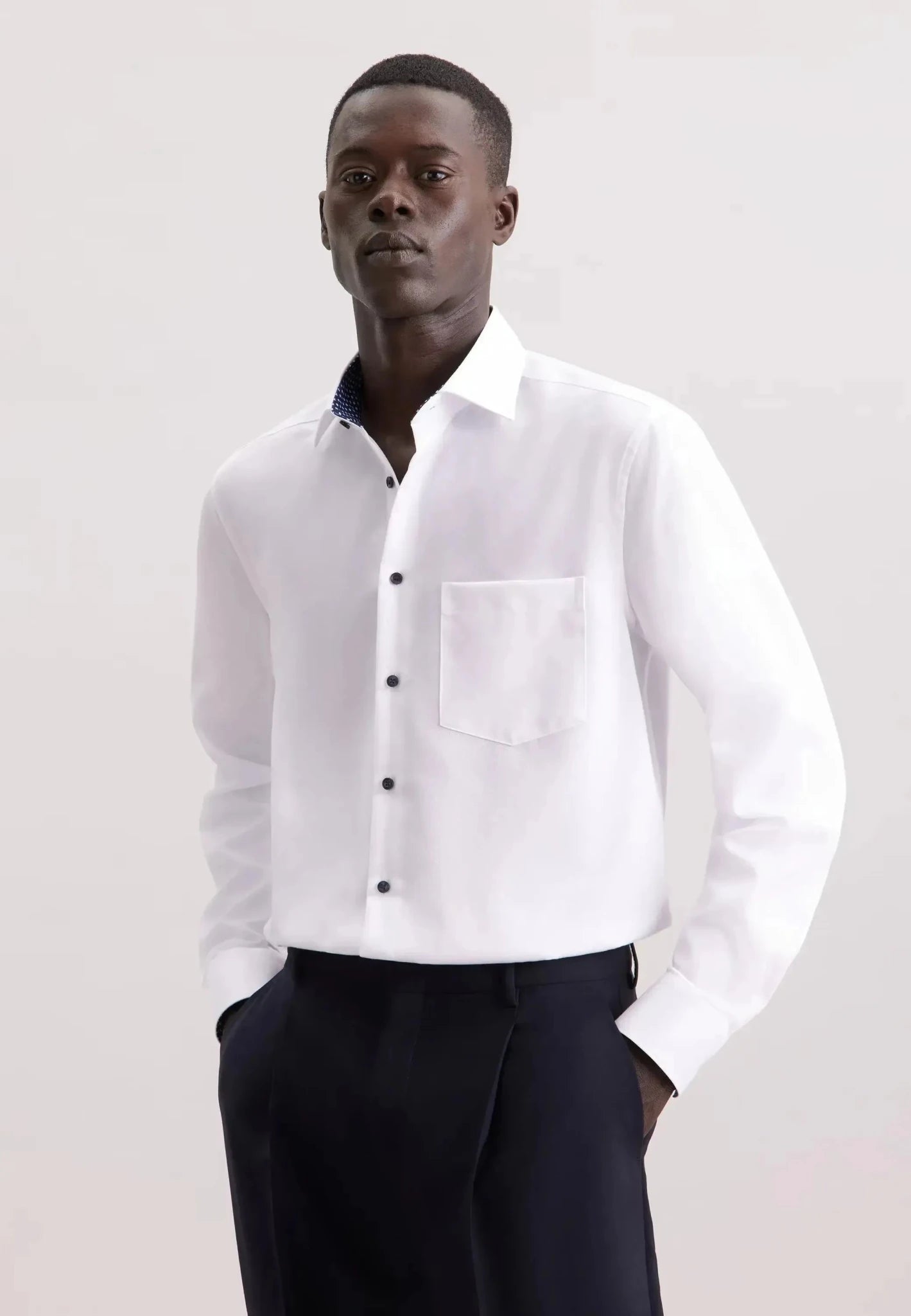 Seidensticker Regular Fit No Iron Contrast Kent Collar Business Shirt White - 01.845538-01-38 - seidensticker.co.uk