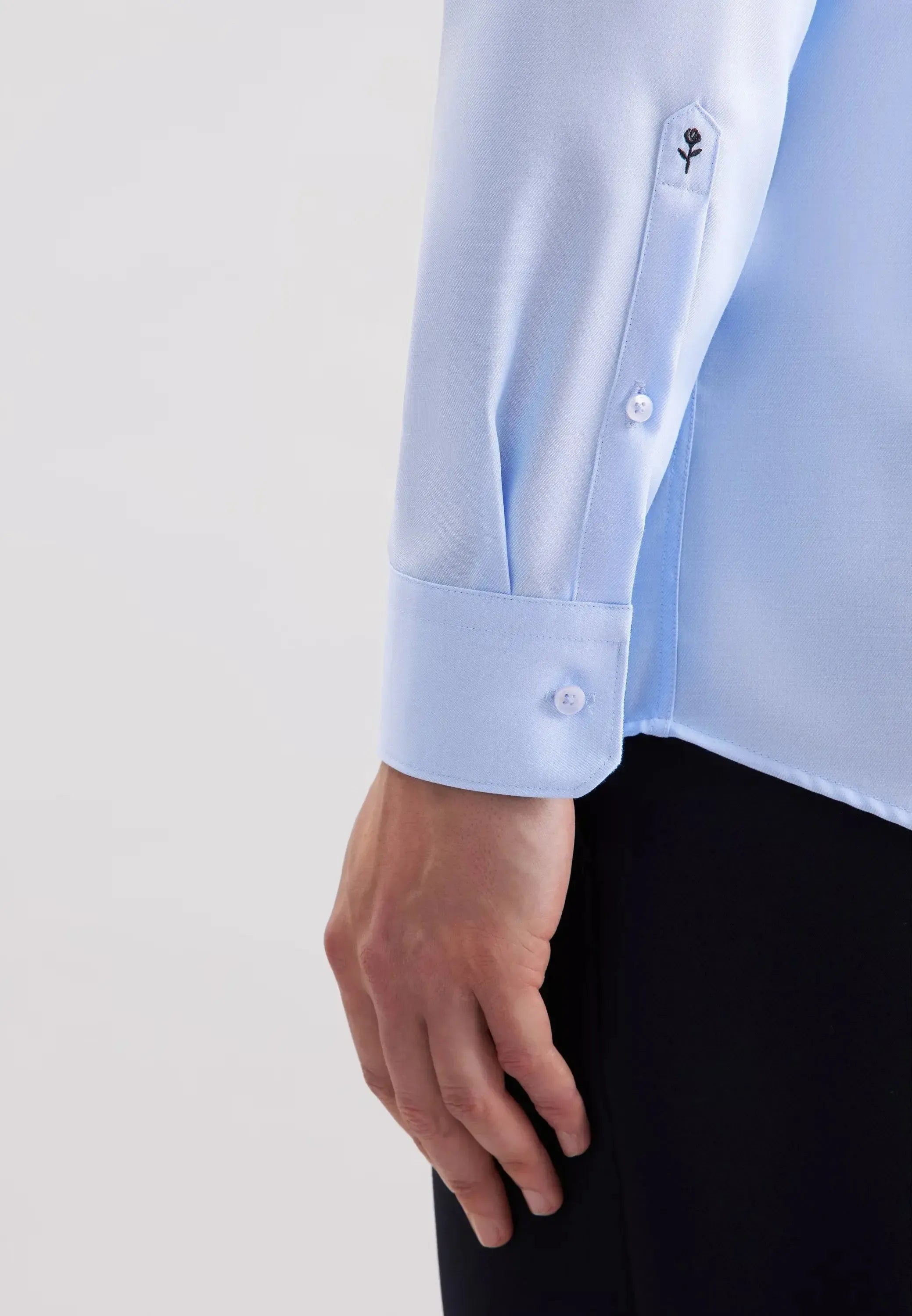 Regular Fit No Iron Contrast Patched Kent Collar Business Shirt Light Blue-seidensticker uk