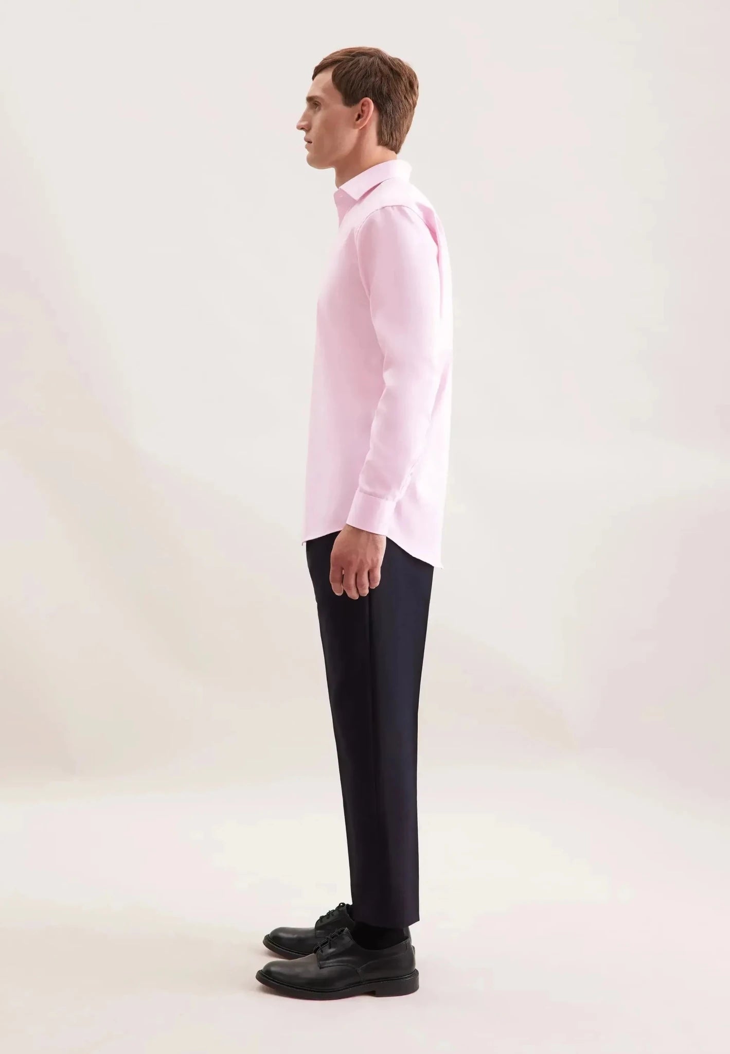 Seidensticker Regular Fit No Iron Contrast Patched Kent Collar Business Shirt Pink - 01.845535-42-38 - seidensticker.co.uk