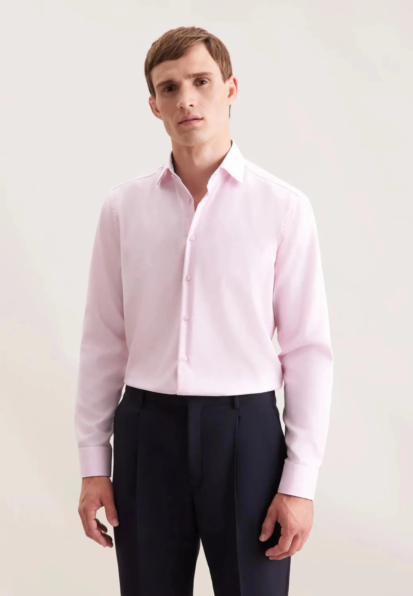 Seidensticker UK - Regular Fit No Iron Contrast Patched Kent Collar Business Shirt Pink - 01.845535-42-38