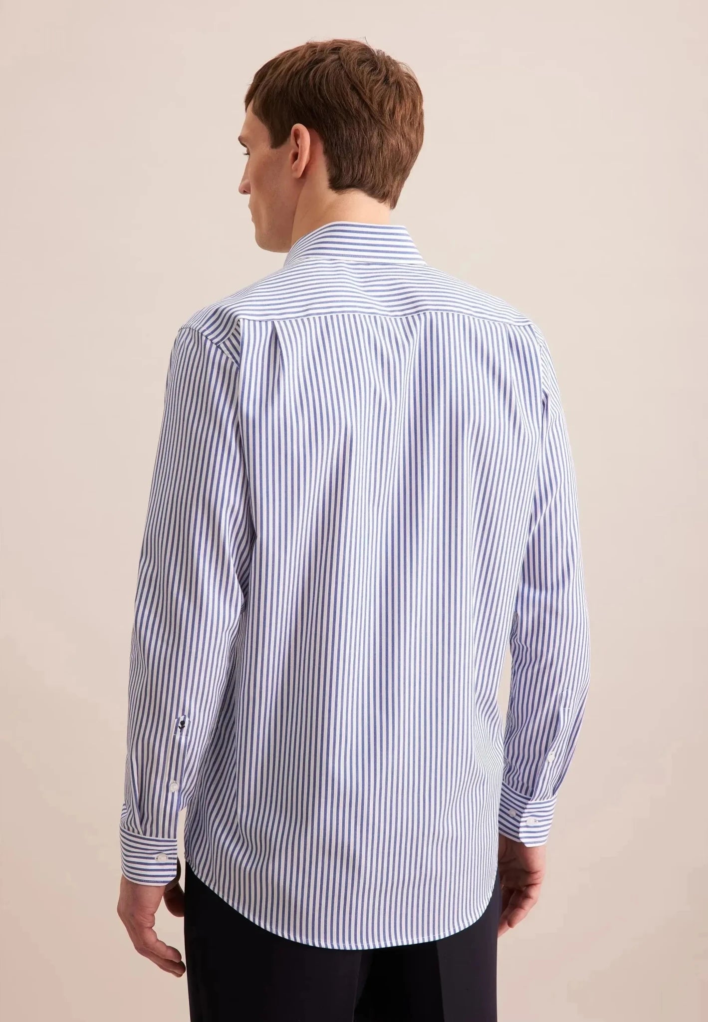 Seidensticker Regular Fit No Iron Spread Kent Structured Stripe Business Shirt Mid Blue - 01.146167-15-38 - seidensticker.co.uk