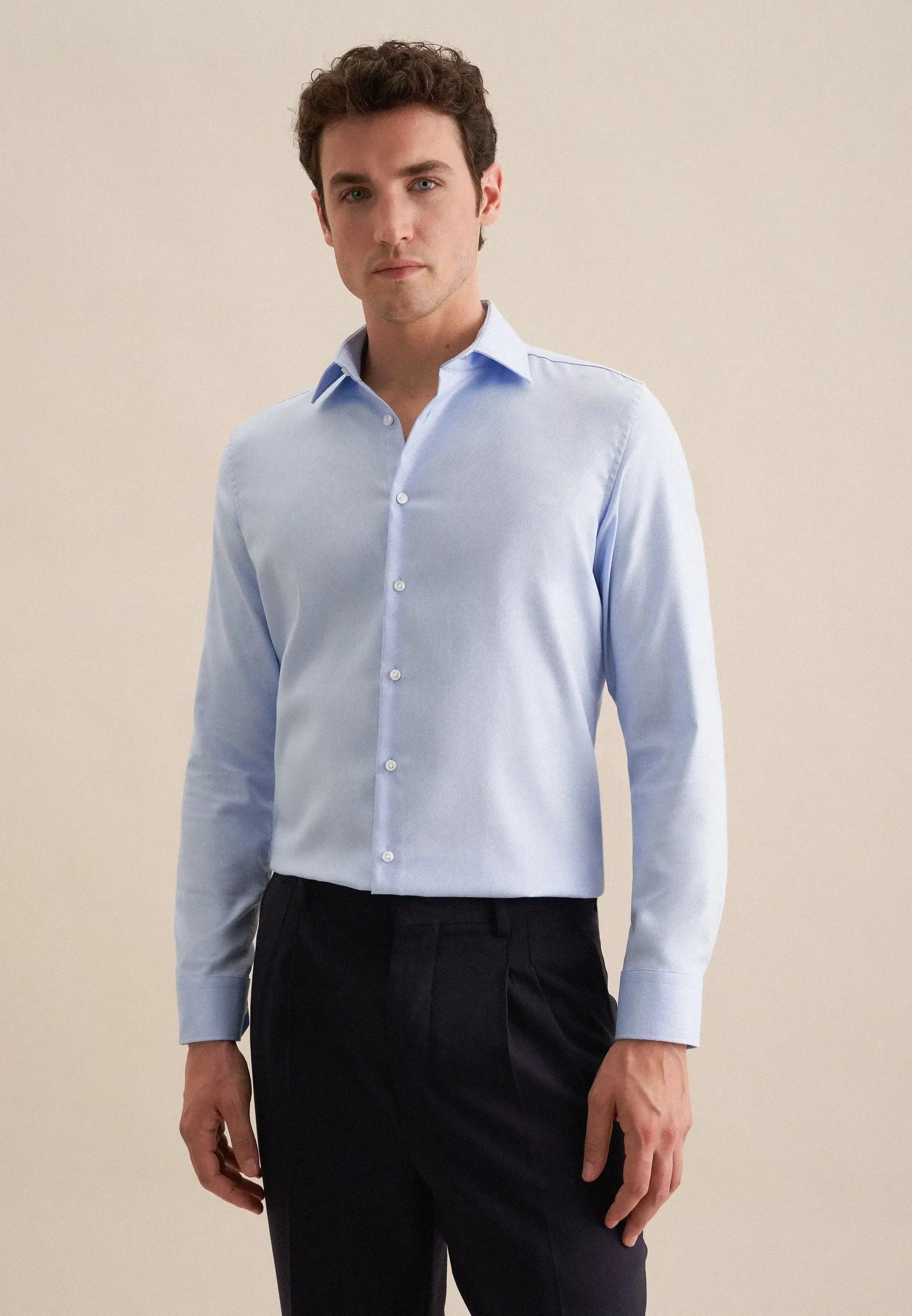 Shaped Fit Easy Iron Kent Collar Business Shirt Light Blue-seidensticker uk
