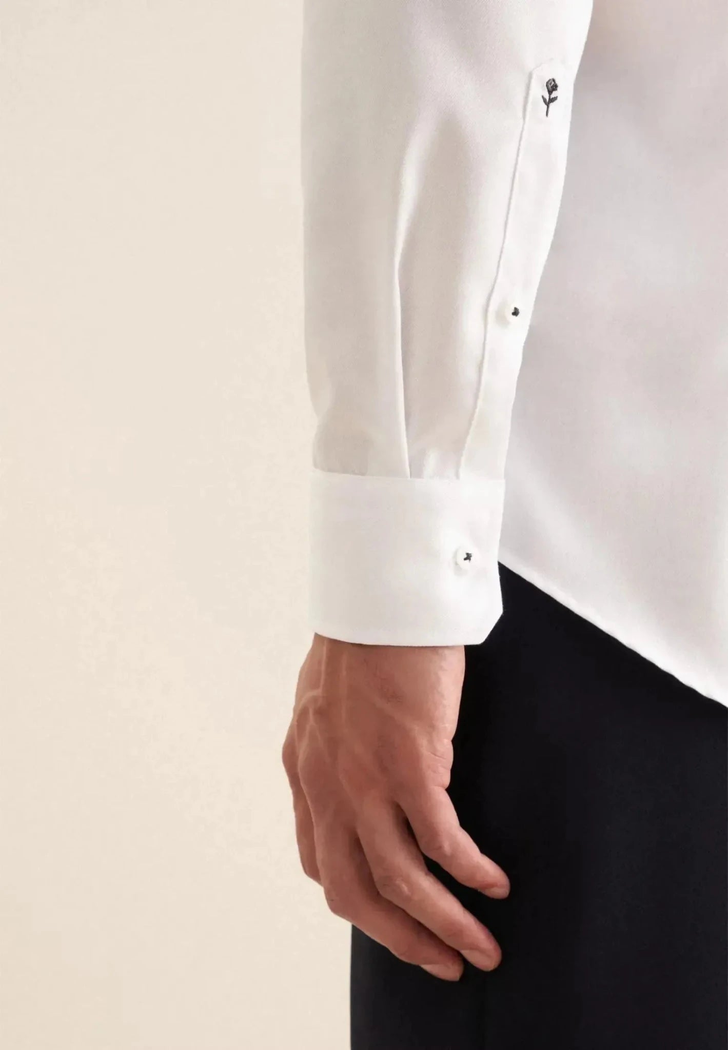 Seidensticker Slim Fit Easy Iron Business Kent Contrast Patch Business Shirt White - 01.647200-01-38 - seidensticker.co.uk