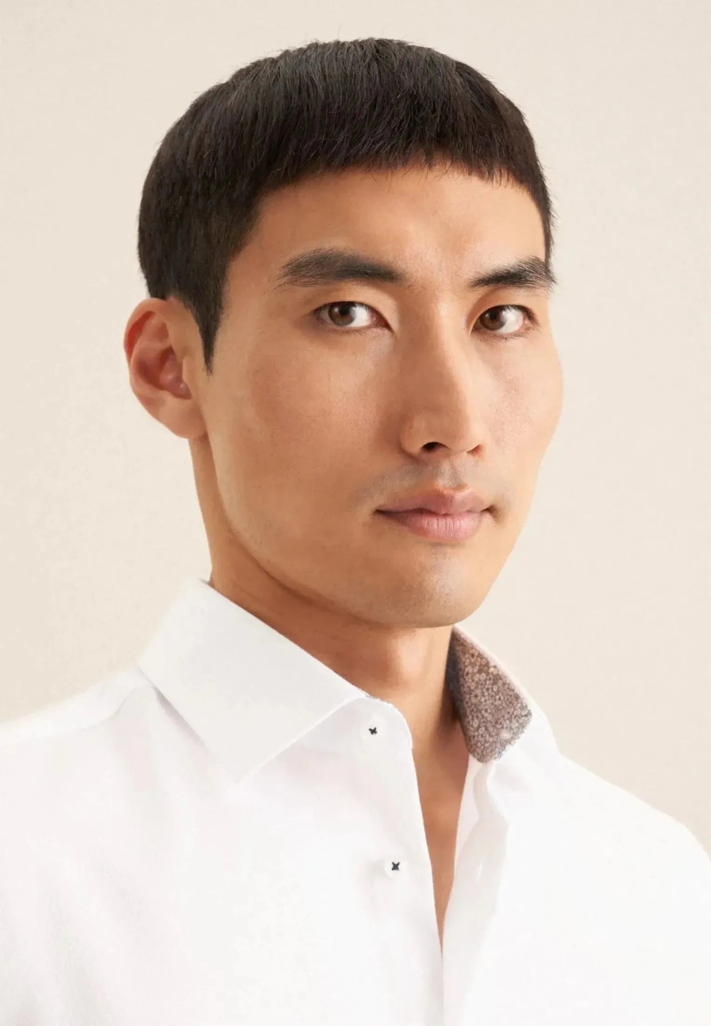 Seidensticker Slim Fit Easy Iron Business Kent Contrast Patch Business Shirt White - 01.647200-01-38 - seidensticker.co.uk