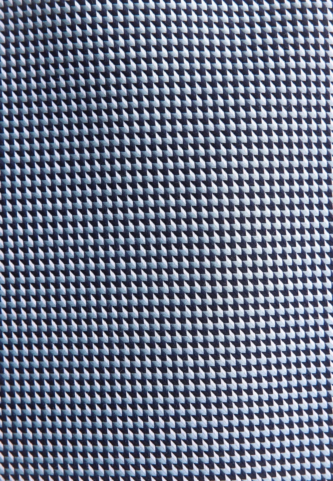 Seidensticker Slim Fit No Iron Spread Kent Pepita Business Shirt Dark Blue - 01.845274-19-37 - seidensticker.co.uk