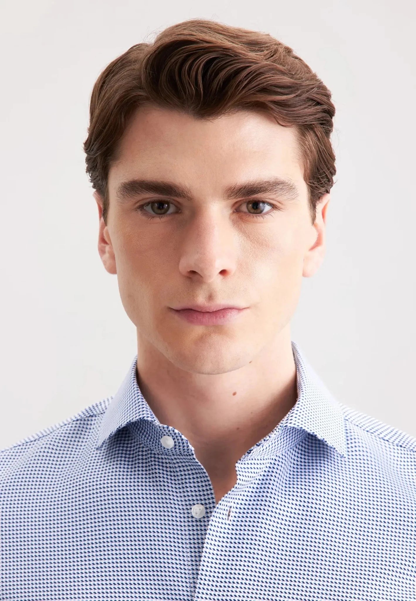 Seidensticker Slim Fit No Iron Spread Kent Pepita Business Shirt Mid Blue - 01.845274-16-37 - seidensticker.co.uk